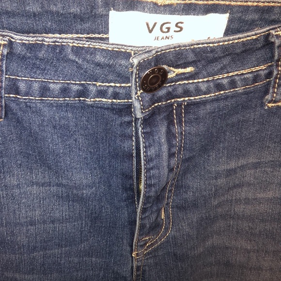 Denim capris semi distressed Embroidered pockets size 14 - Picture 2 of 12